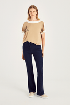 Kontrast Detaylı T-Shirt