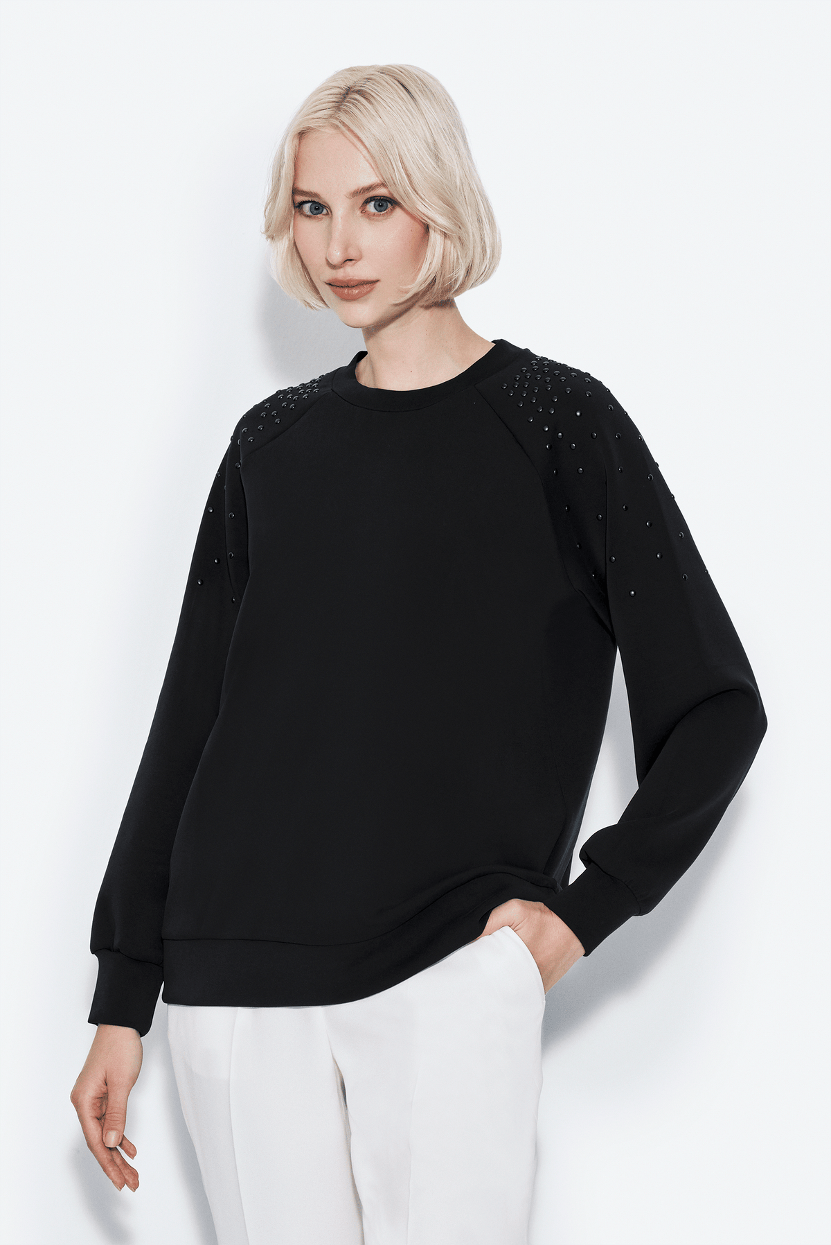 Omuzları Taş Detaylı Sweatshirt
