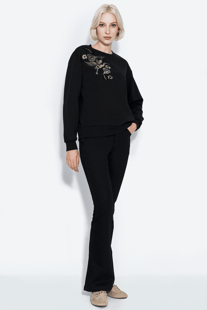 Omzu İşlemeli Sweatshirt