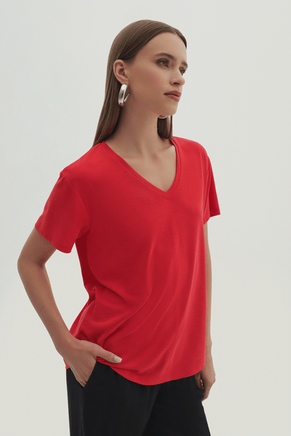 V Yaka Kısa Kollu T-Shirt