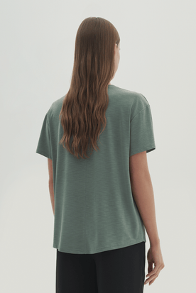 V Yaka Kısa Kollu T-Shirt