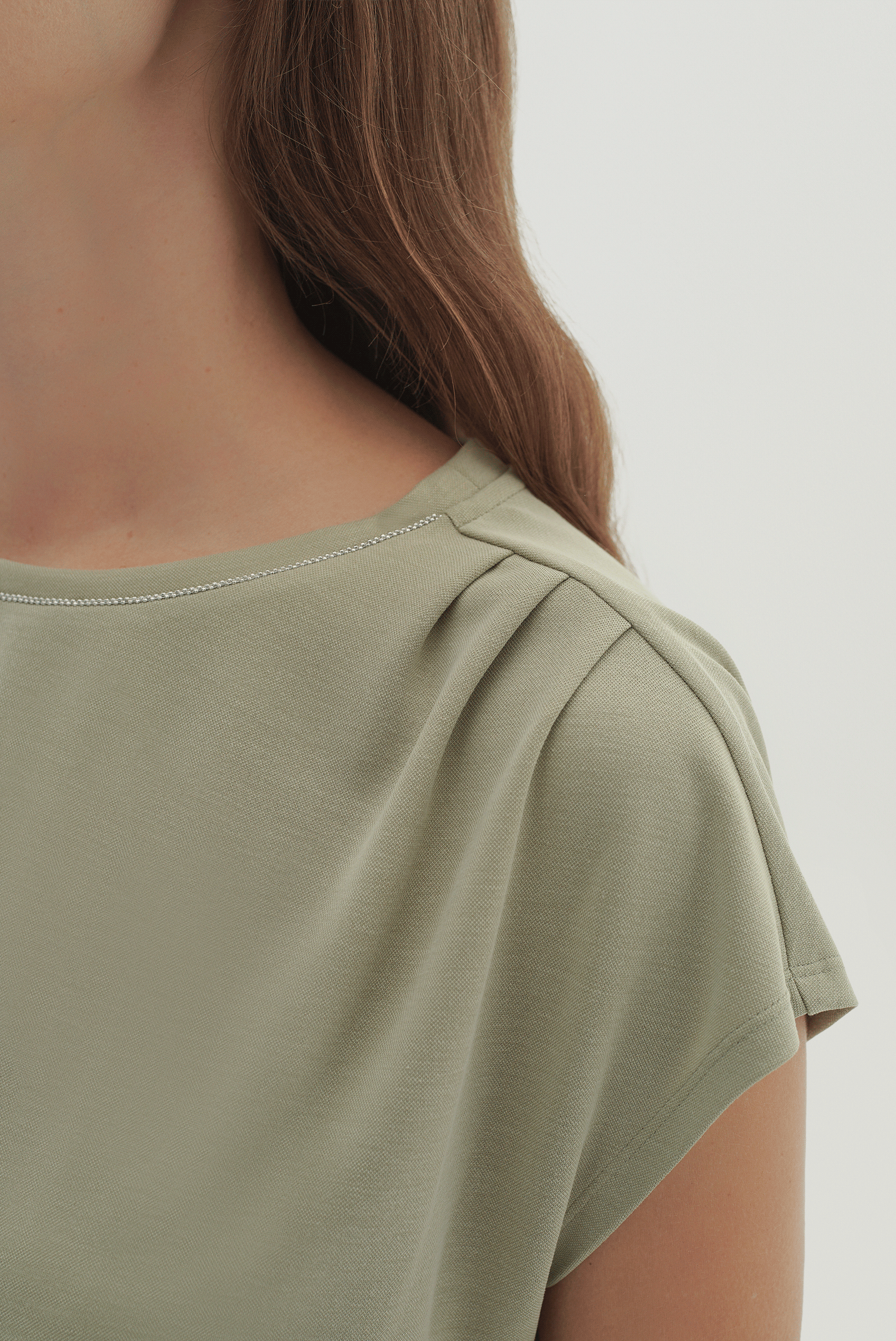 Büzgü Ve Şerit Detaylı Bluz