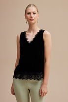 Dantelli Kadife Bluz