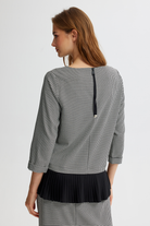 Etek Ucu Piliseli Truvakar Kol Bluz