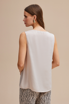 Fırfırlı Kolsuz Bluz