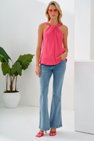 Yakası Burgu Detaylı Bluz