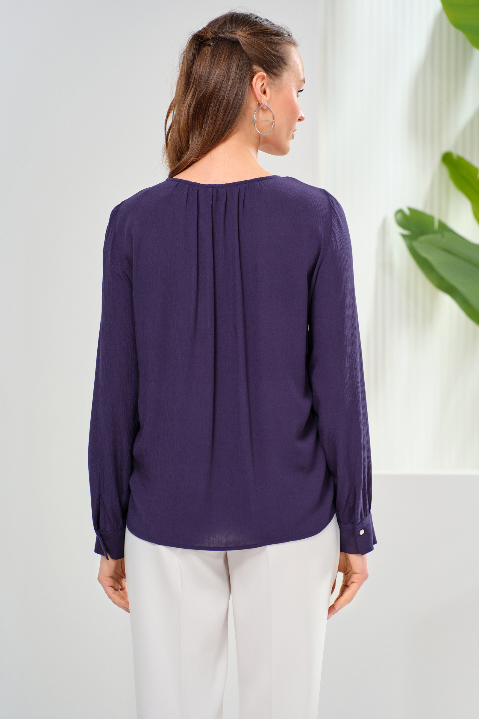 Önden Büzme Detaylı Bluz