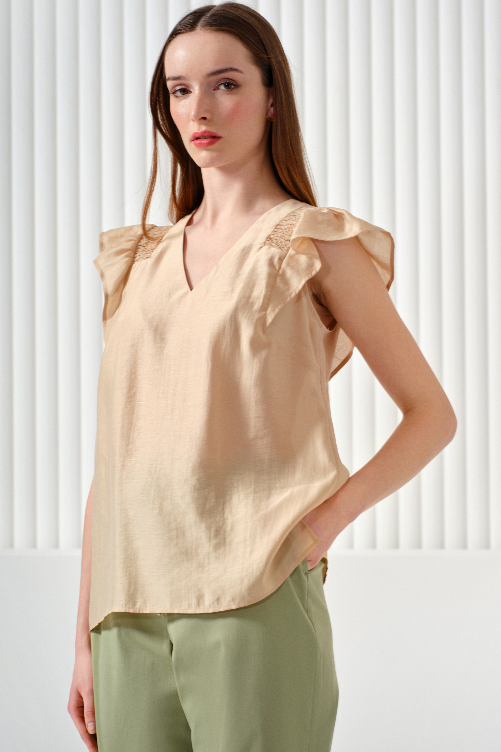 Kolu Fırfırlı Bluz