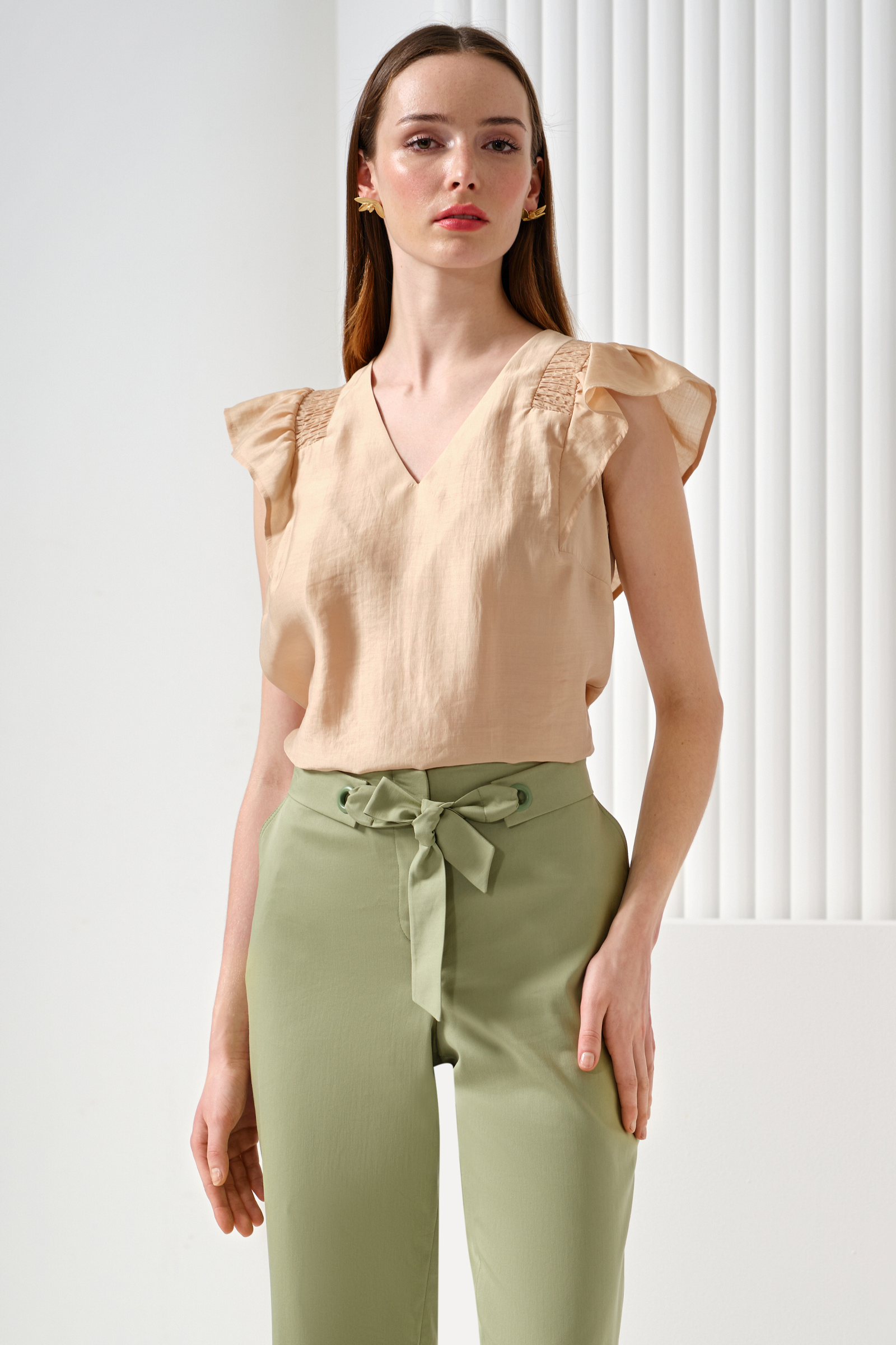 Kolu Fırfırlı Bluz