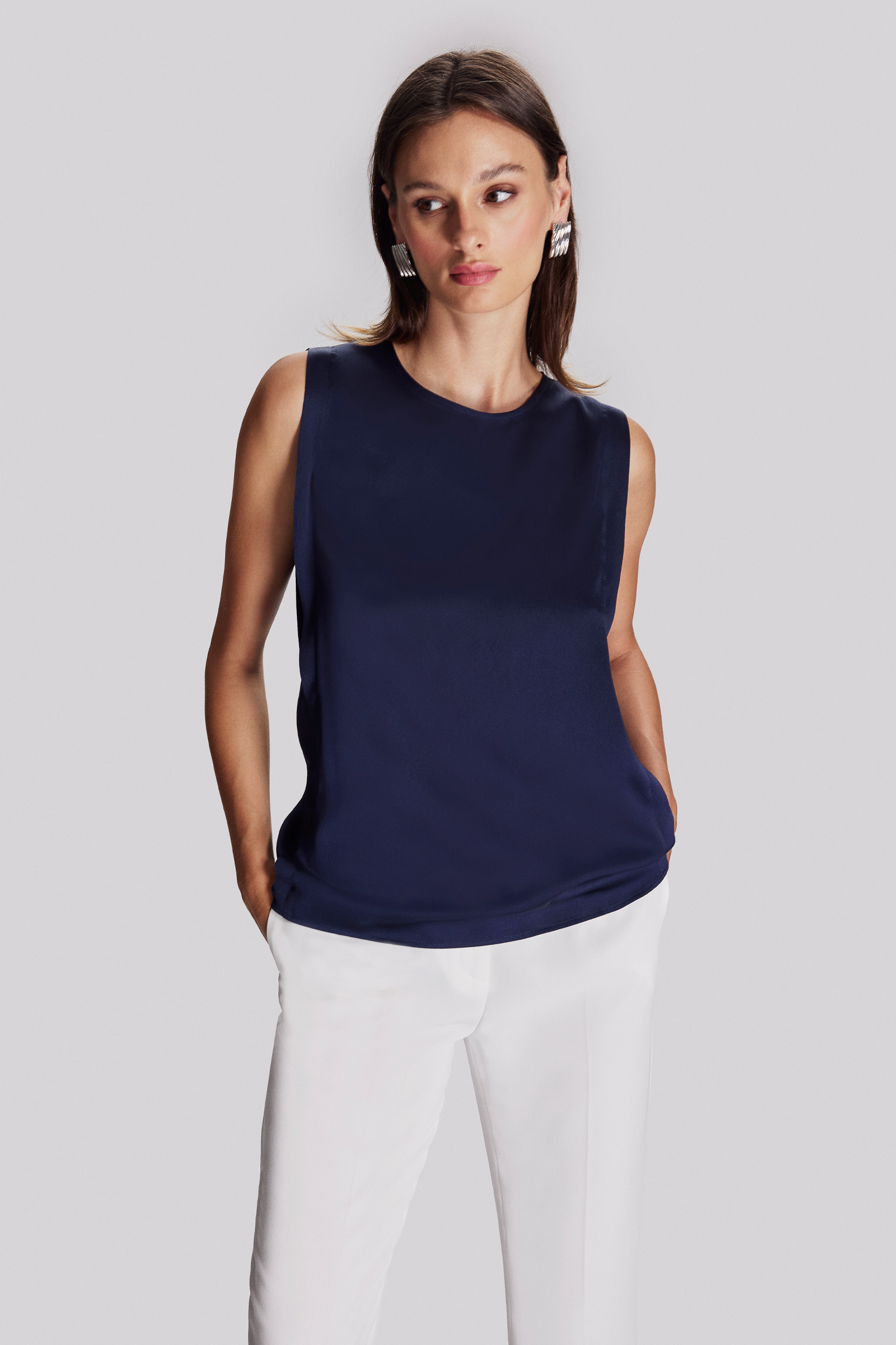 Dikiş Detaylı Saten Bluz