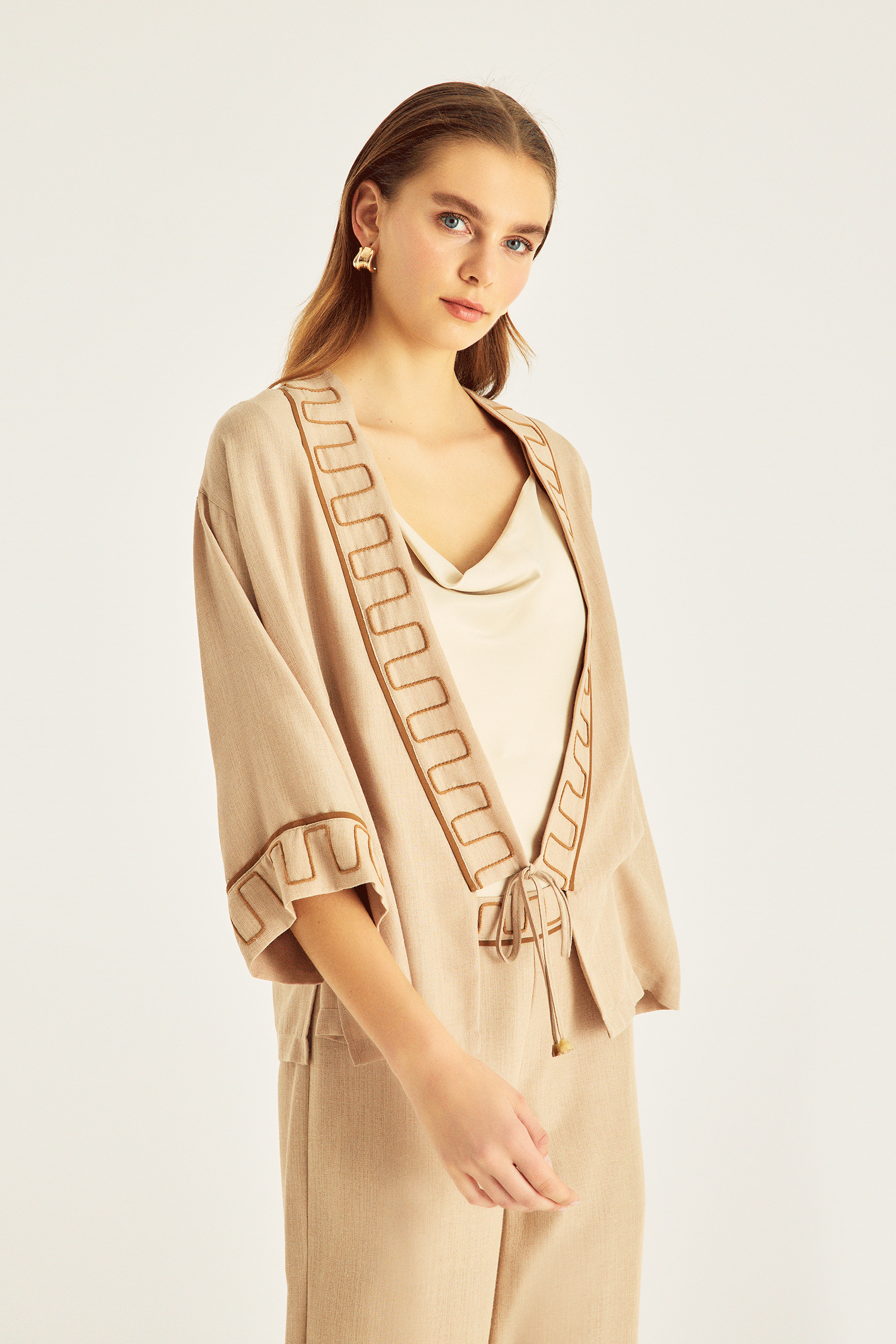 Nakış Detaylı Kimono