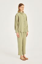 Aksesuar Detaylı Modal Gömlek