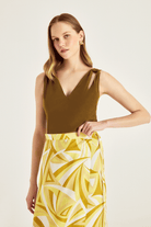 V Yaka Omuz Detaylı Bluz