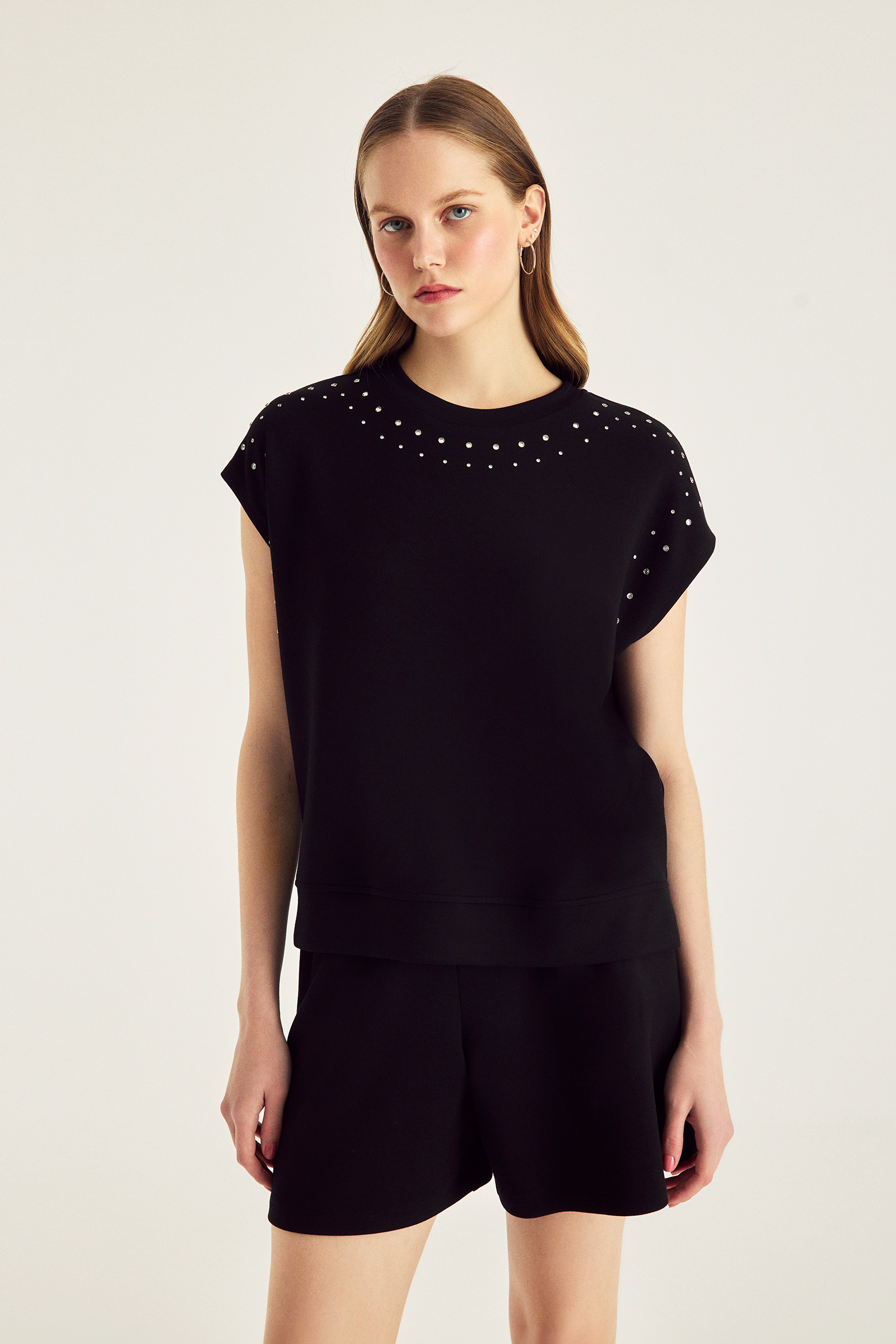 Zımba Detaylı Örme Bluz