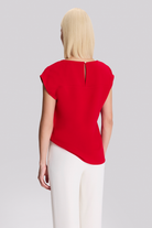 Aksesuar Detaylı Şık Bluz