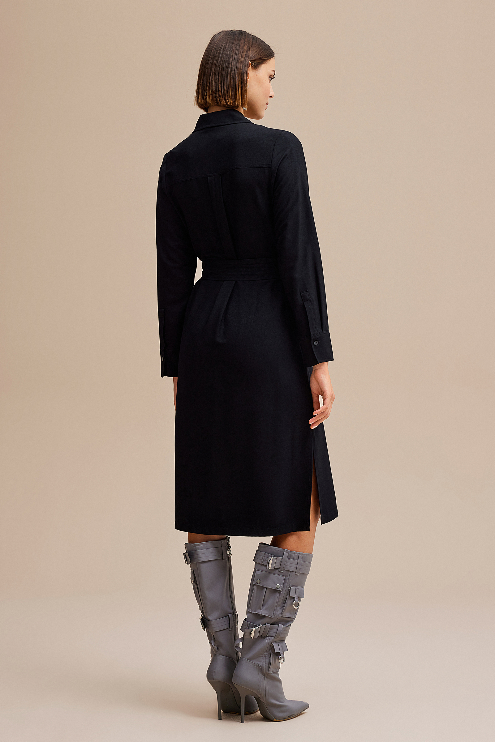 Yırtmaçlı Gömlek Yaka Midi Boy Elbise