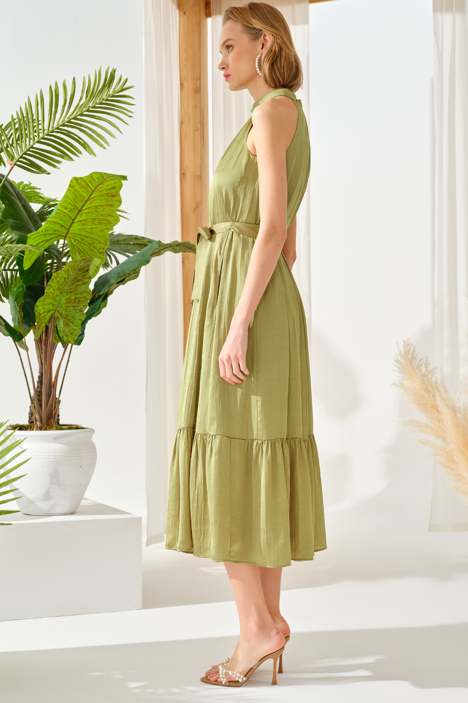 Fırfırlı Midi Boy Saten Elbise