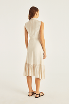 Bağlama Detaylı Midi Boy Fırfırlı Elbise