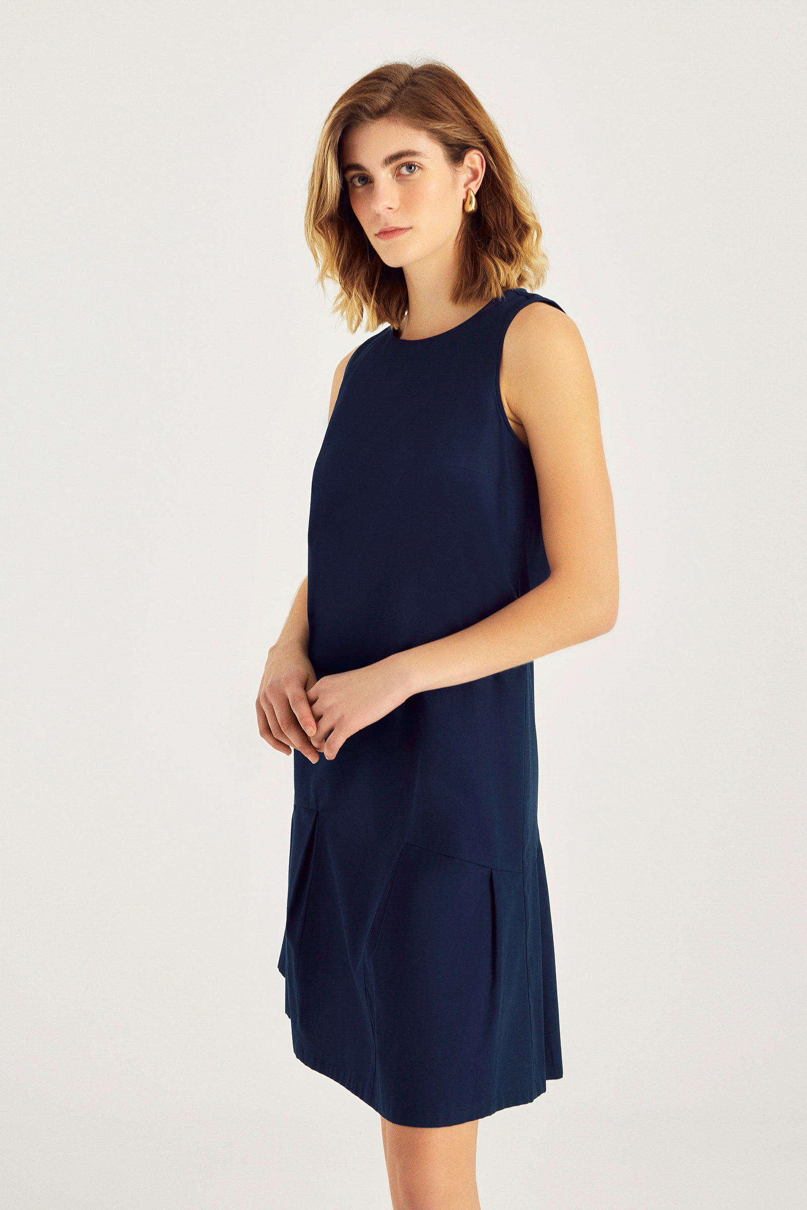 Pile Detaylı Kolsuz Elbise