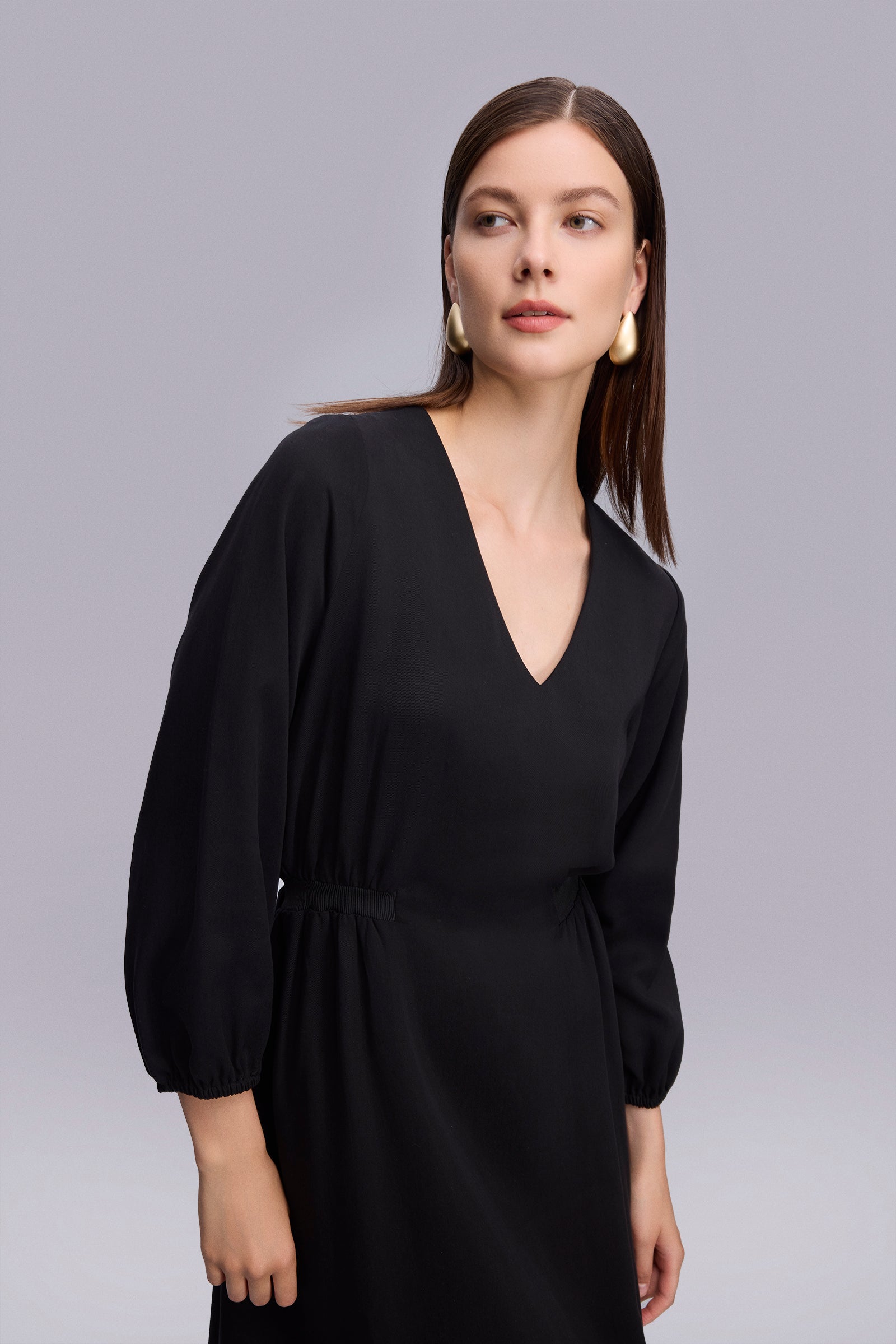 Beli Lastik Detaylı Midi Boy Elbise