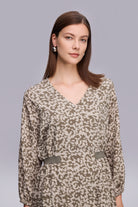 Beli Lastik Detaylı Desenli Midi Boy Elbise