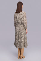 Beli Lastik Detaylı Desenli Midi Boy Elbise