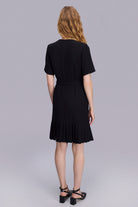 Etekucu Pileli Elbise