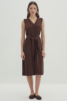 V Yaka Kemerli Midi Elbise