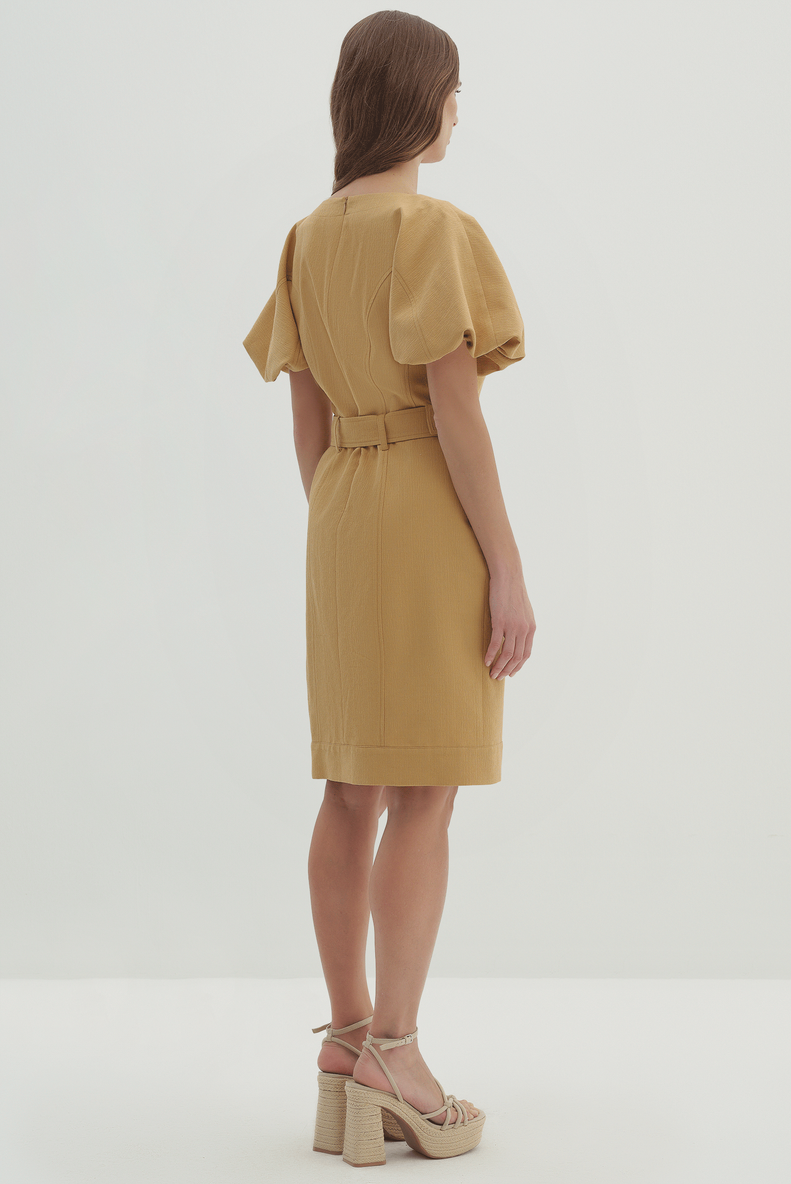 Kemer Detaylı Balon Kol Elbise