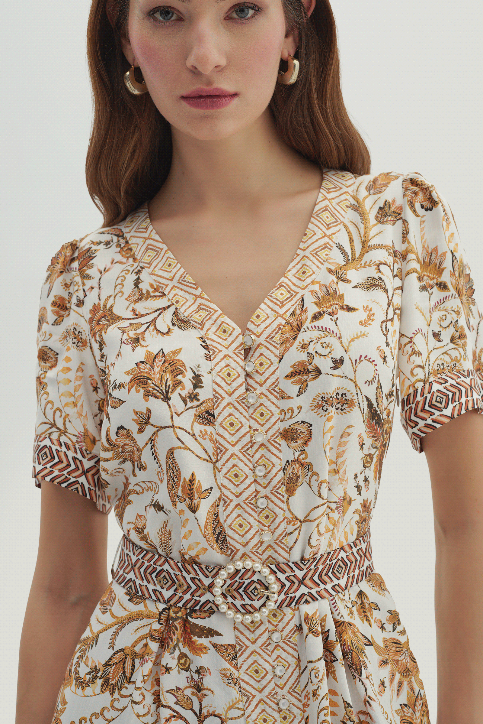 Kemer Detaylı Desenli Elbise