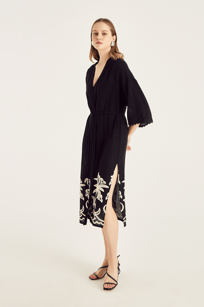 Nakışlı Siyah Kimono