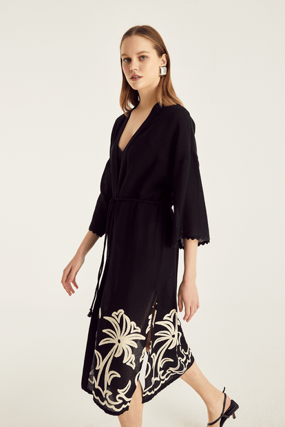 Nakışlı Siyah Kimono