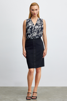 Önü Şerit Detaylı Klasik Etek