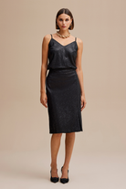 Yırtmaçlı Payet Etek