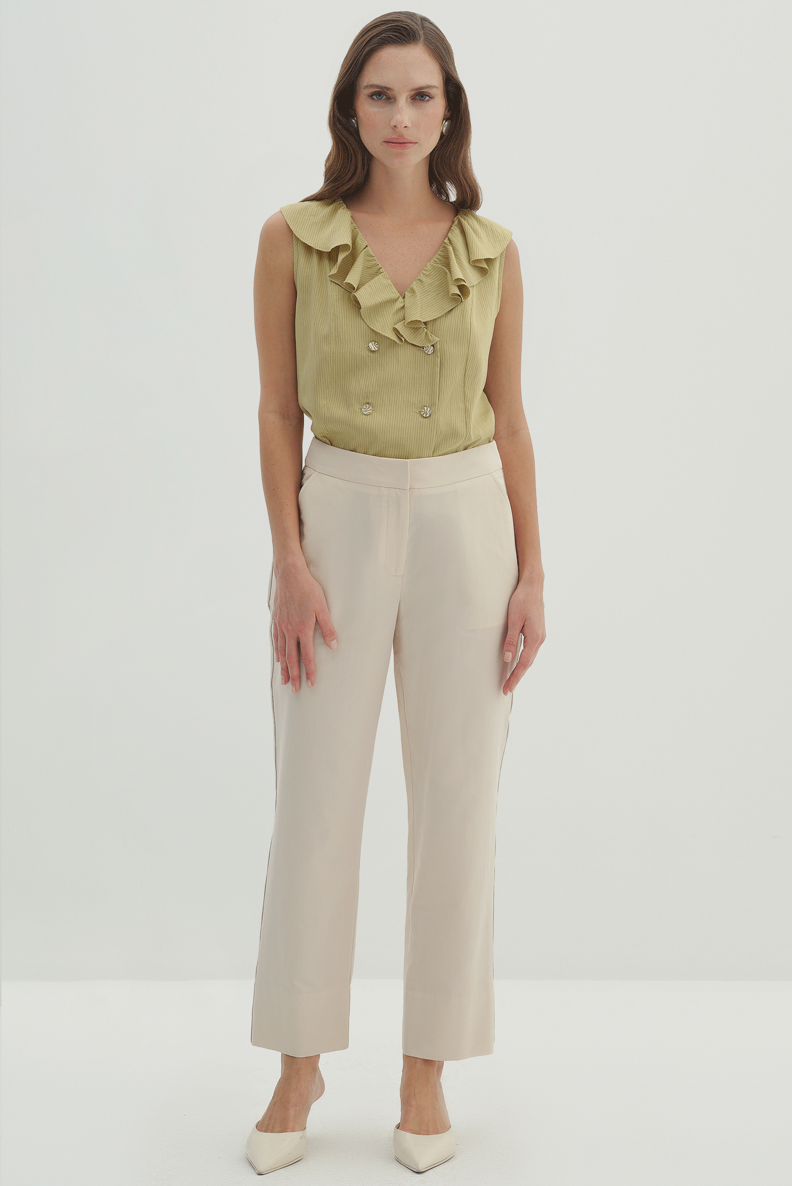 Yanları Şerit Detaylı Pantolon