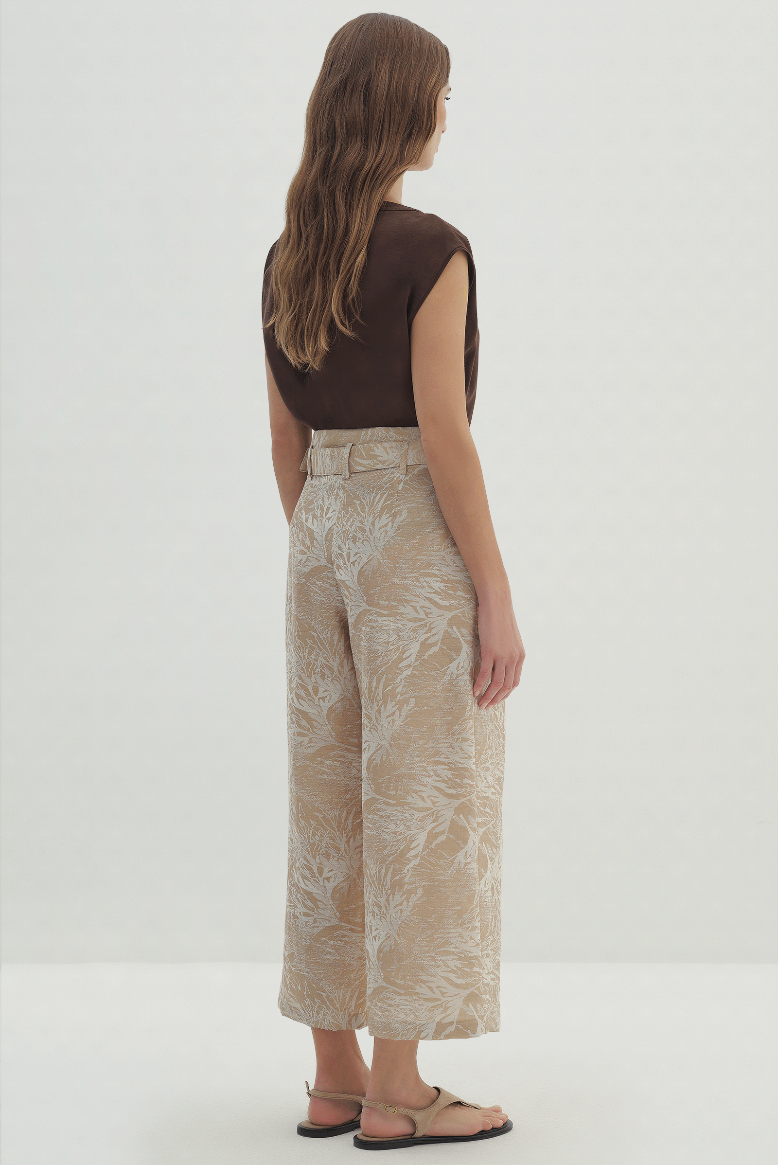 Desenli Kemerli Bol Paça Pantolon