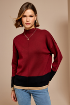 Kontrast Dik Yaka Triko Kazak