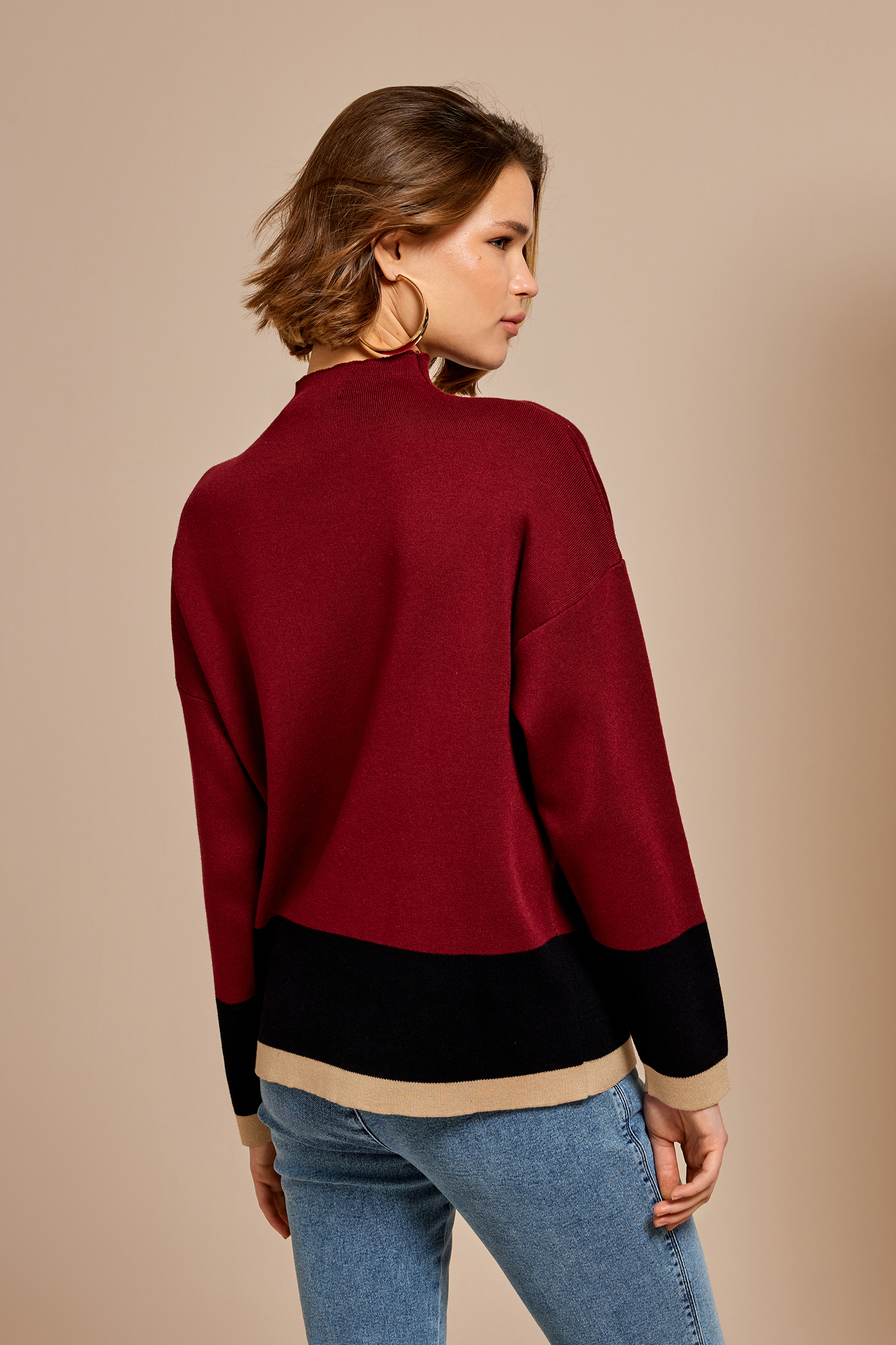 Kontrast Dik Yaka Triko Kazak