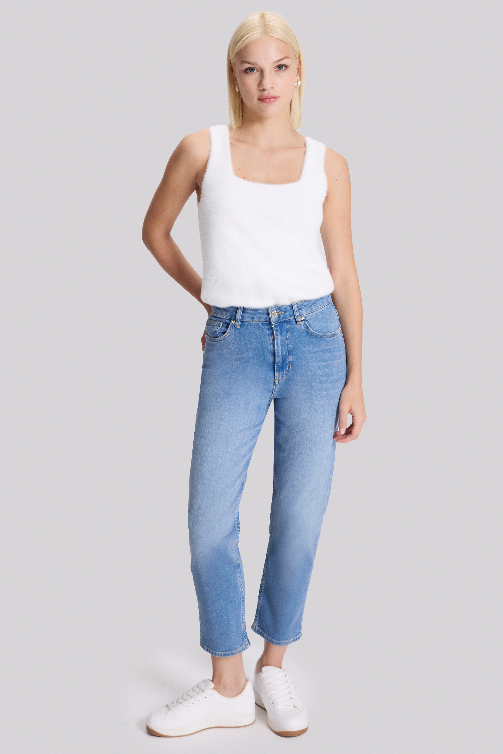 Yumuşak Dokulu Triko Bluz