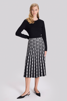 Monogram Desenli Triko Elbise