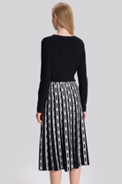 Monogram Desenli Triko Elbise