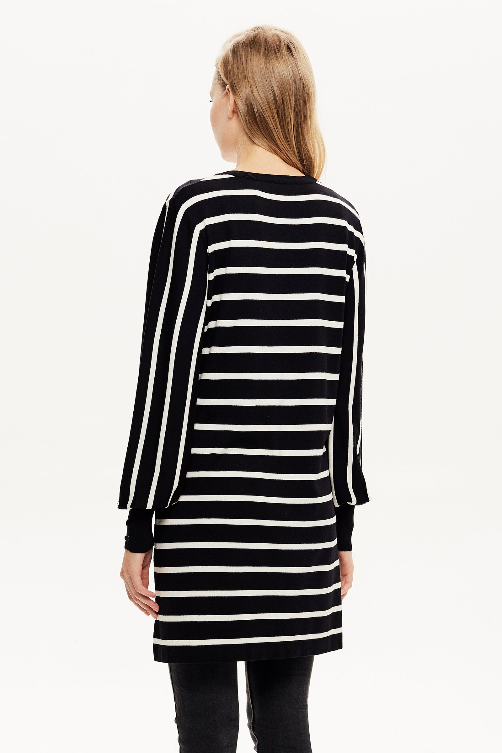 Çizgili Uzun Triko Hırka