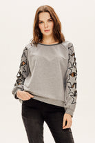 Yıldız Nakışlı Sweatshirt