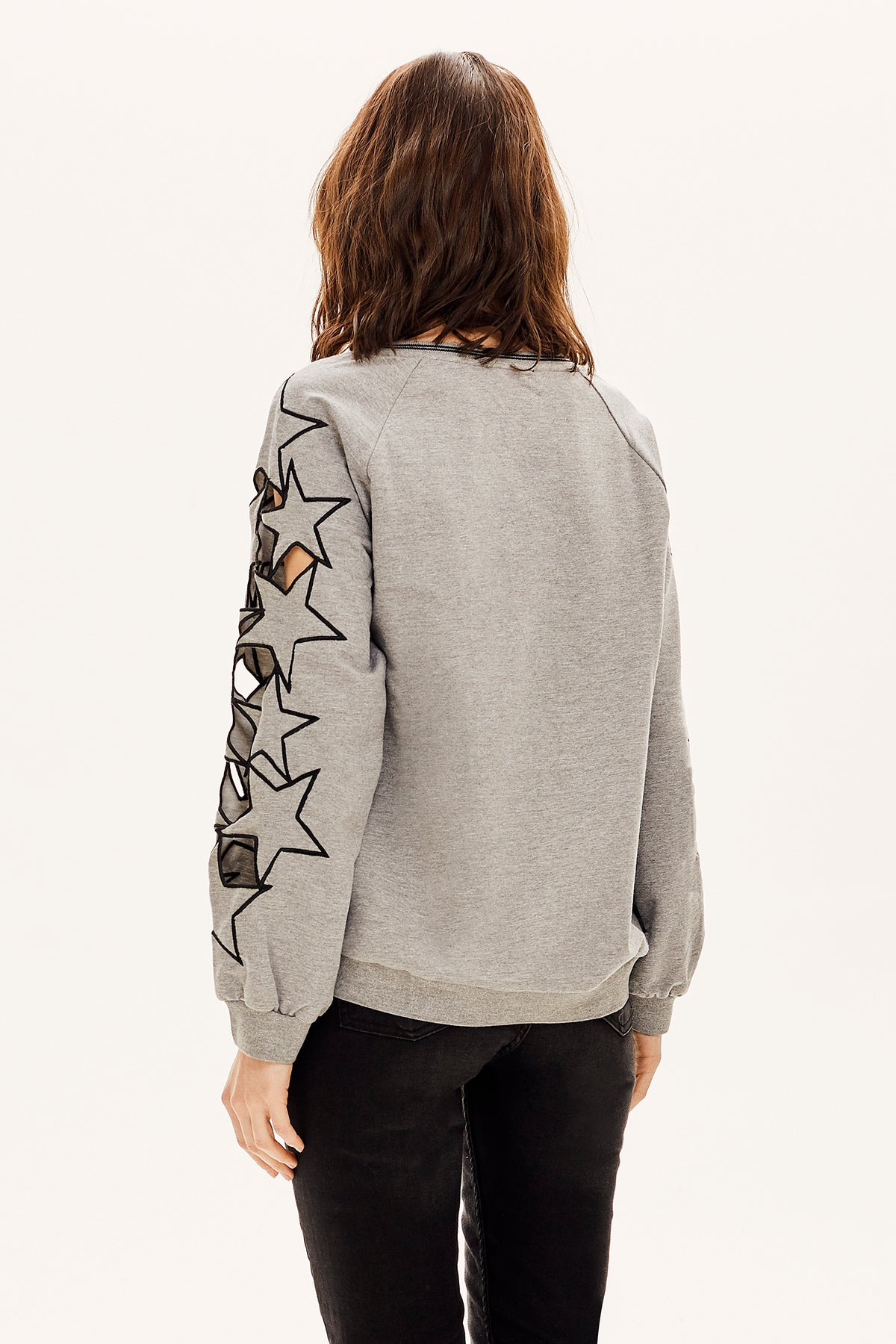 Yıldız Nakışlı Sweatshirt