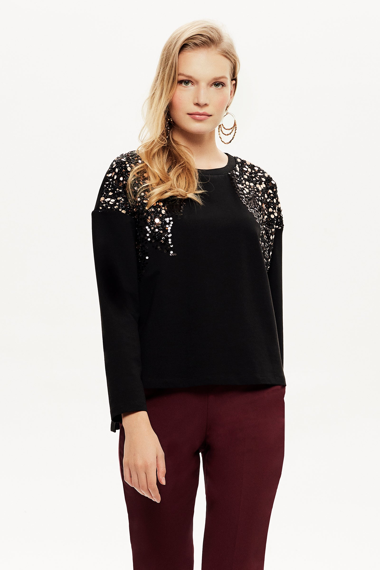 Pul İşlemeli SweatShirt