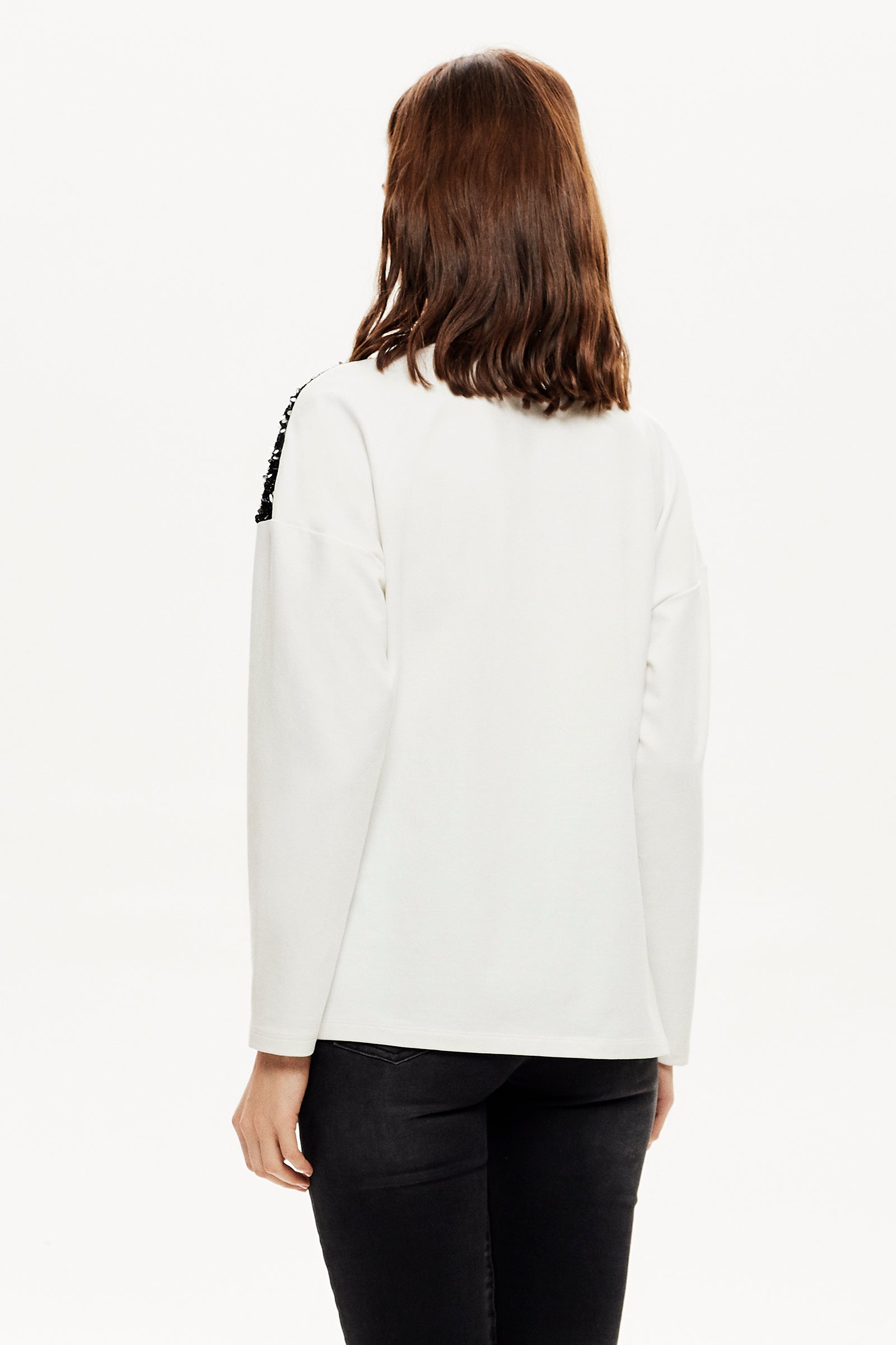 Pul İşlemeli SweatShirt