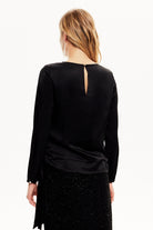 Bağlama Detaylı Saten Bluz