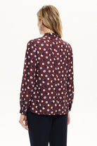 Yakası Kuşaklı Bluz