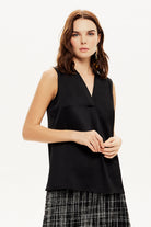 Önü Pileli Kolsuz Pudra Bluz