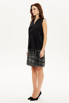 Önü Pileli Kolsuz Pudra Bluz